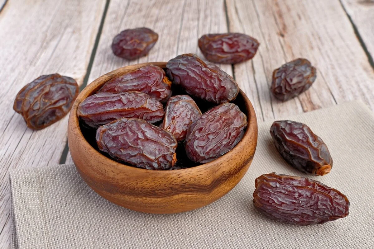 dates, medjool, fruit-6638822.jpg
