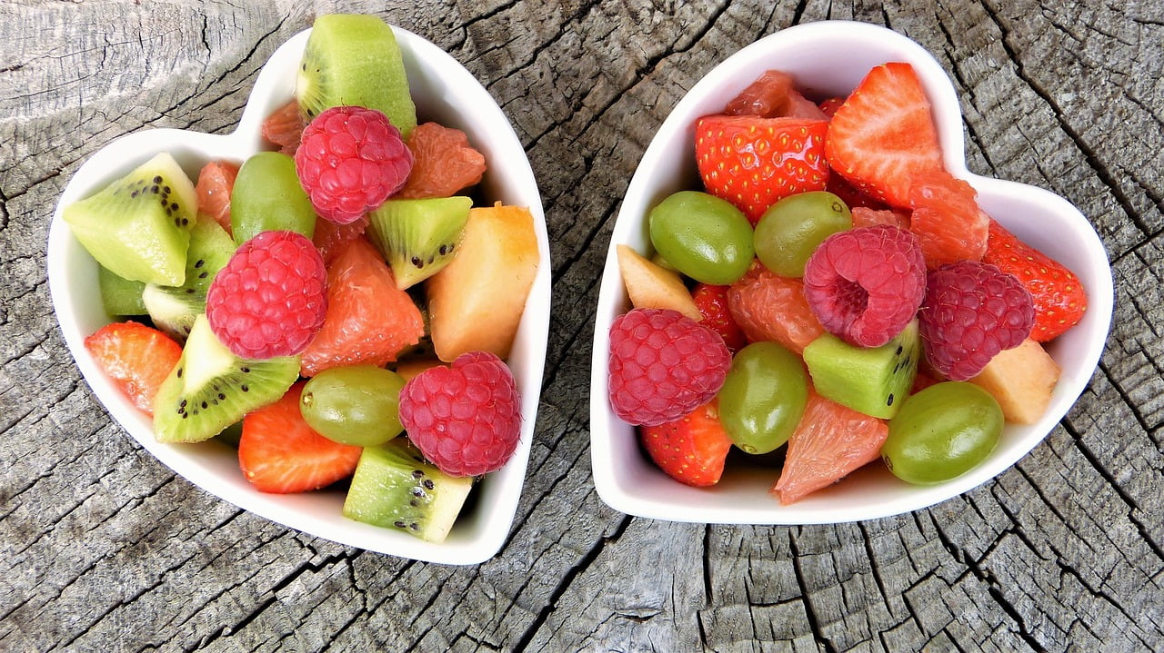 fresh fruits, bowls, fruit bowls-2305192.jpg